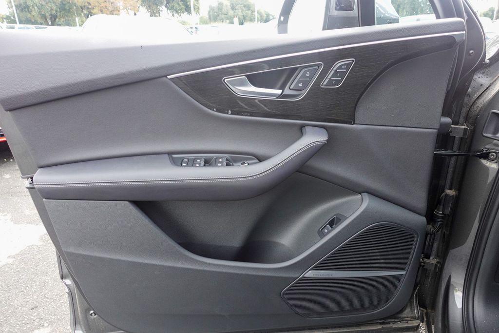 2025 Audi Q7 Prestige - Photo 15