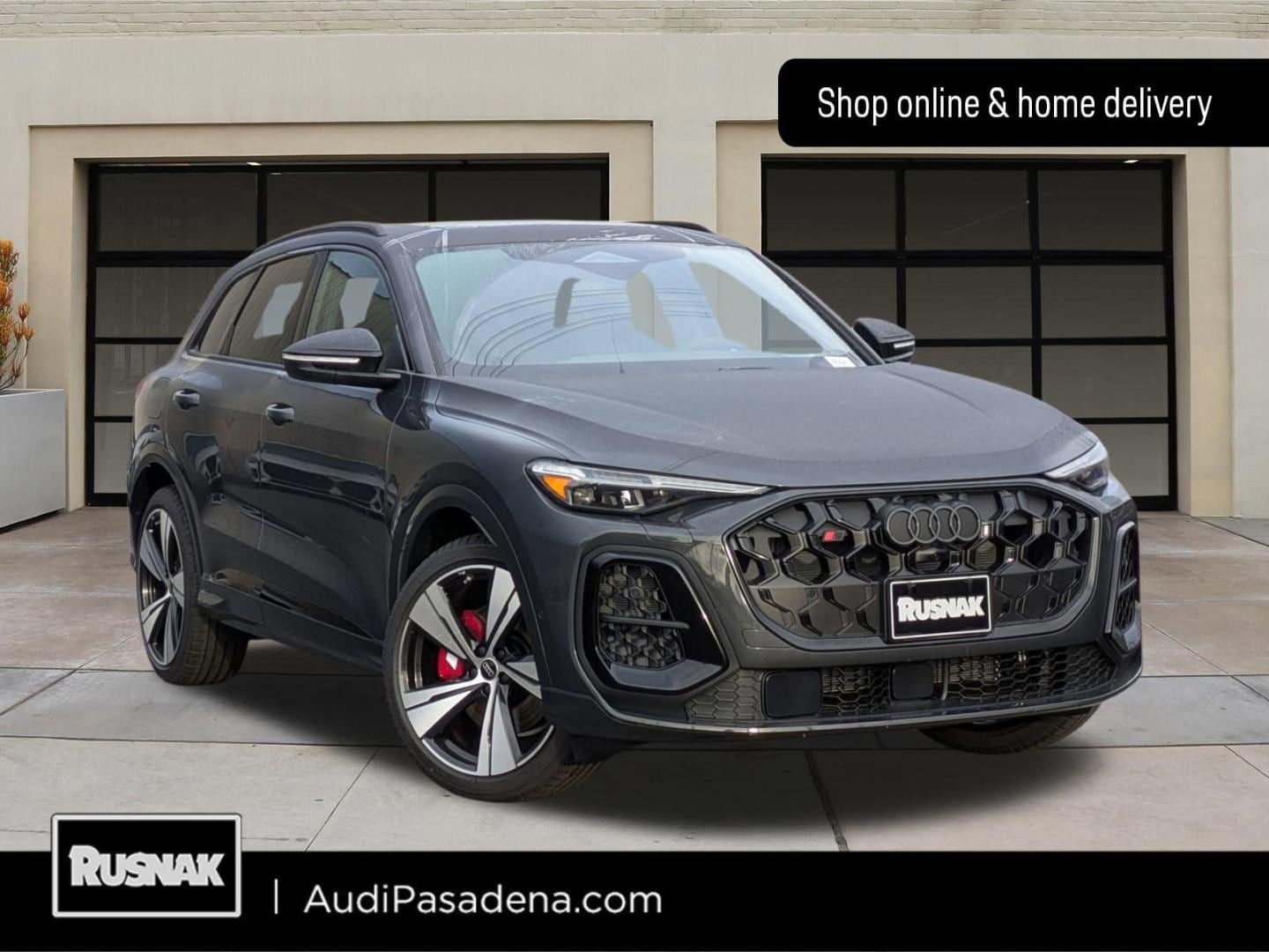2025 Audi SQ5 Premium Plus's photo