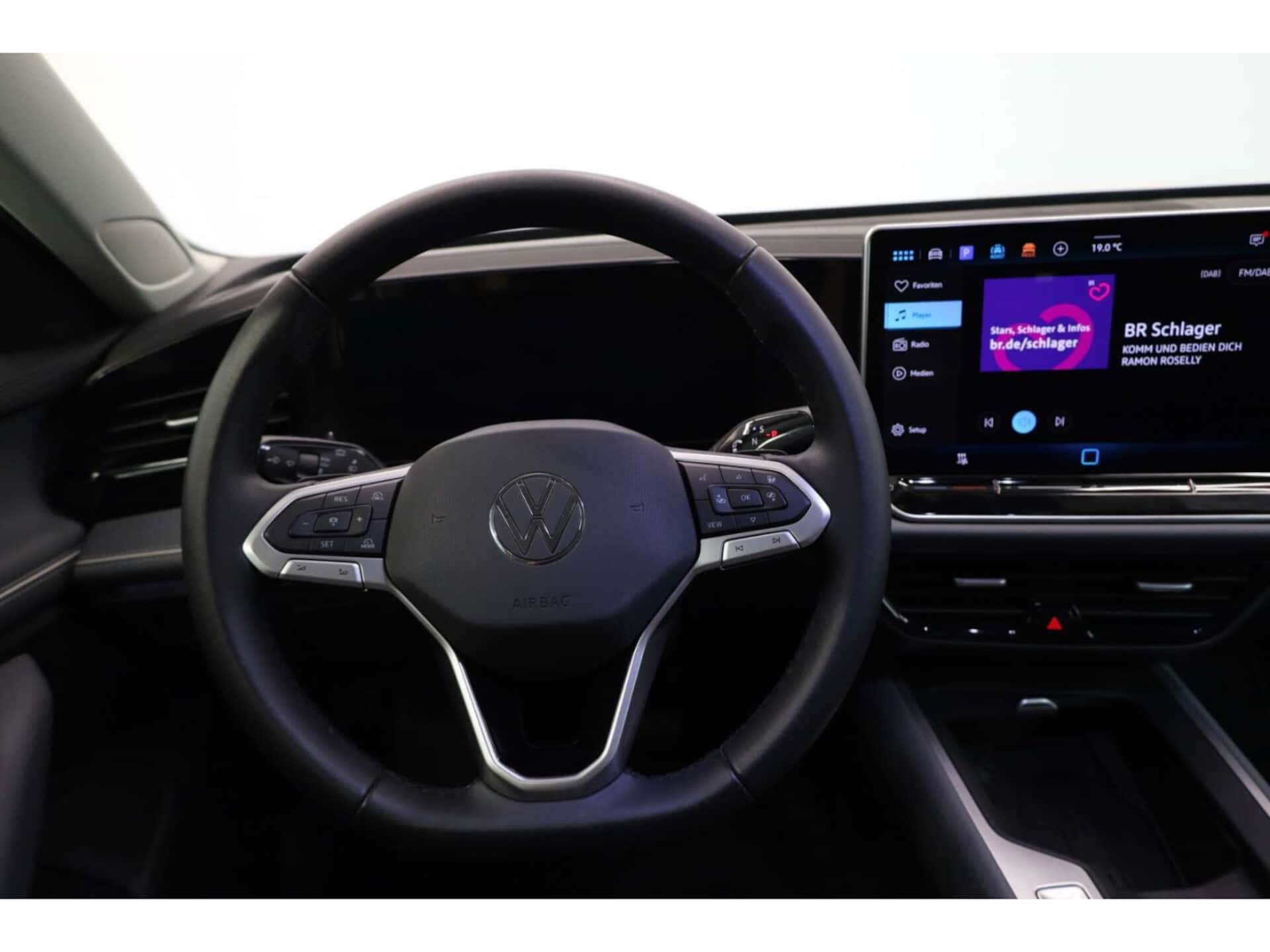 Volkswagen Passat Business