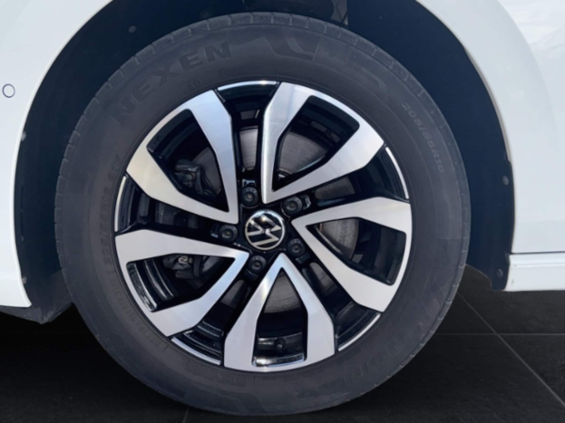 Volkswagen Golf Variant Active