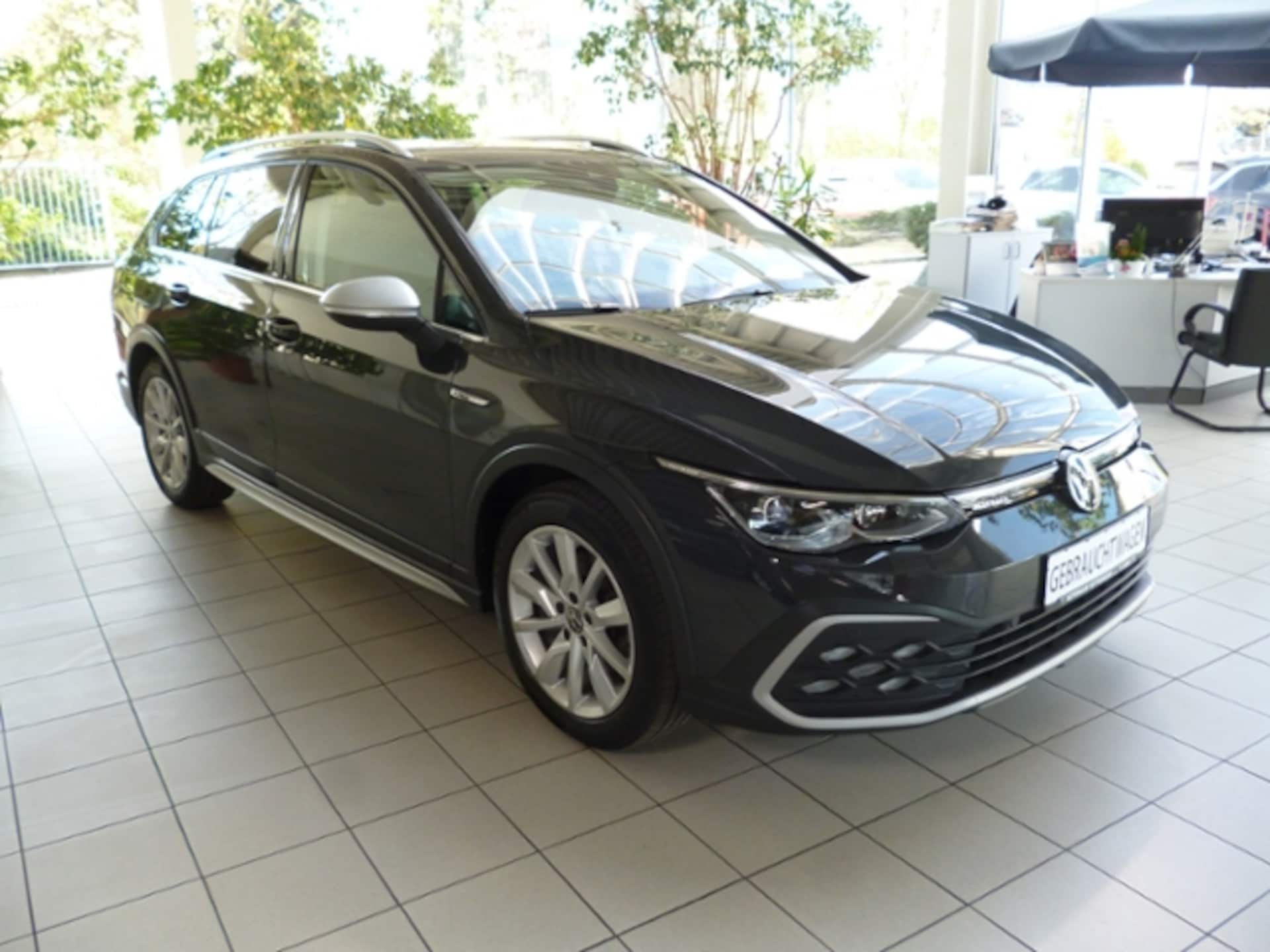 Volkswagen Golf Variant Alltrack