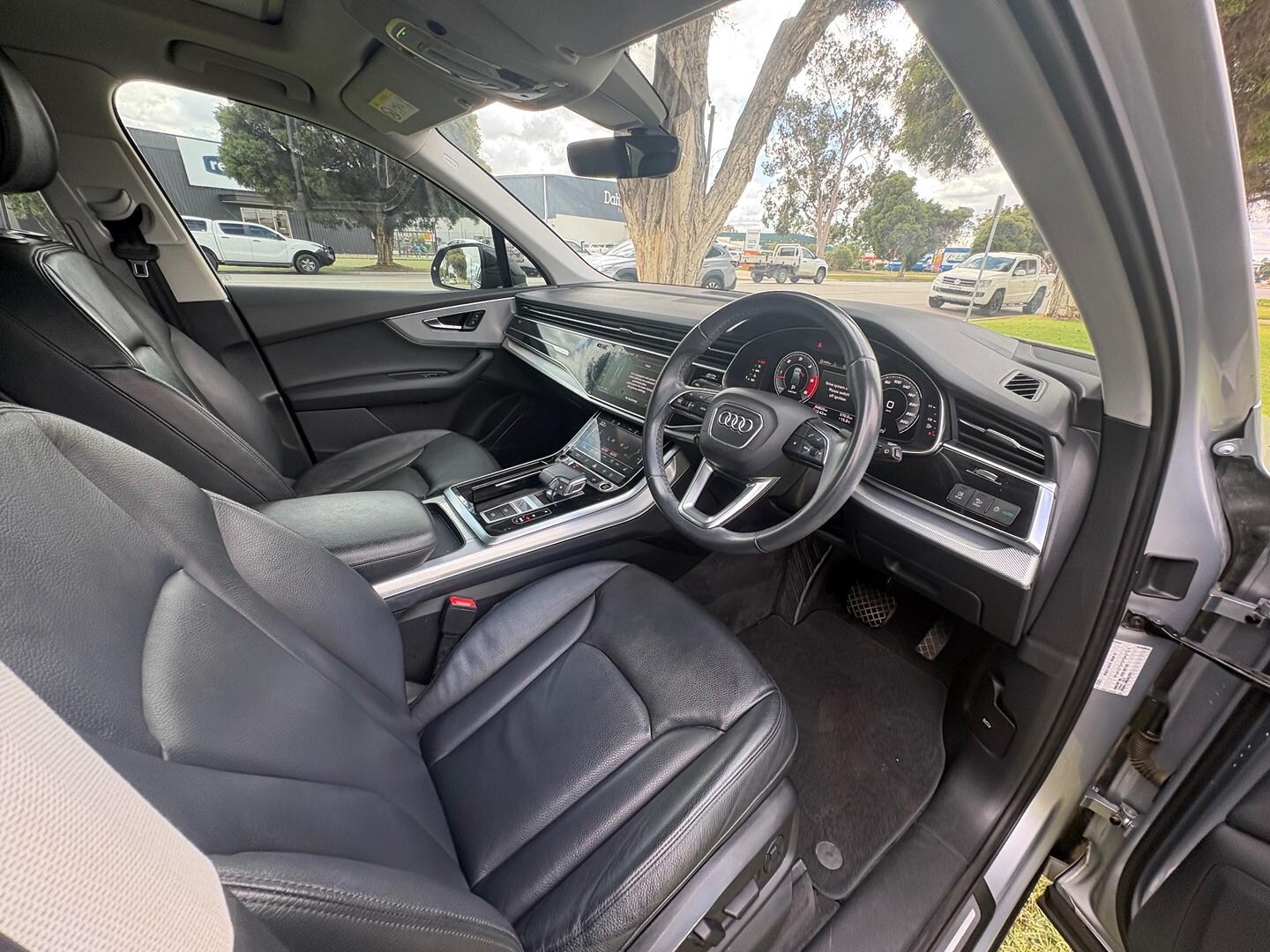 Image about Audi Q7 50 TDI quattro tiptronic