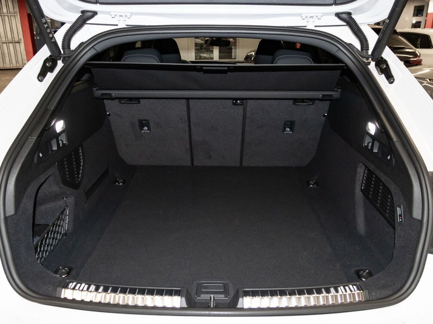 Bild über Audi A5 Avant TFSI 150 kW S tronic - für weitere Informationen kontaktieren Sie den Audi Partner