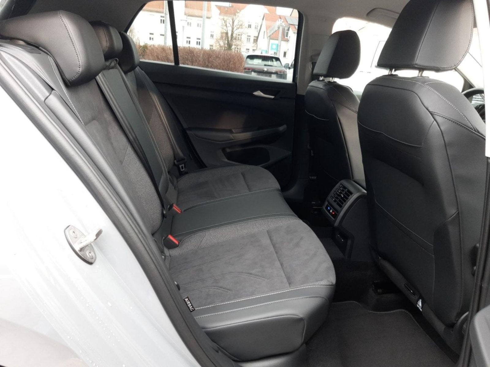 Volkswagen Golf – Bild 9