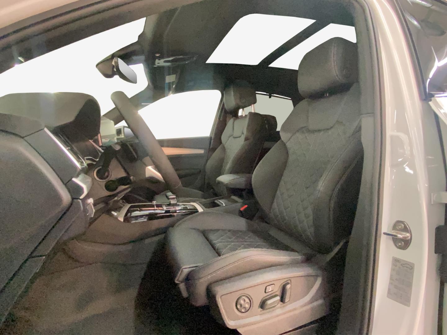 Image about Audi Q5 Sportback TFSI e S line 50 TFSI e quattro 220 kW (299 ch) S tronic