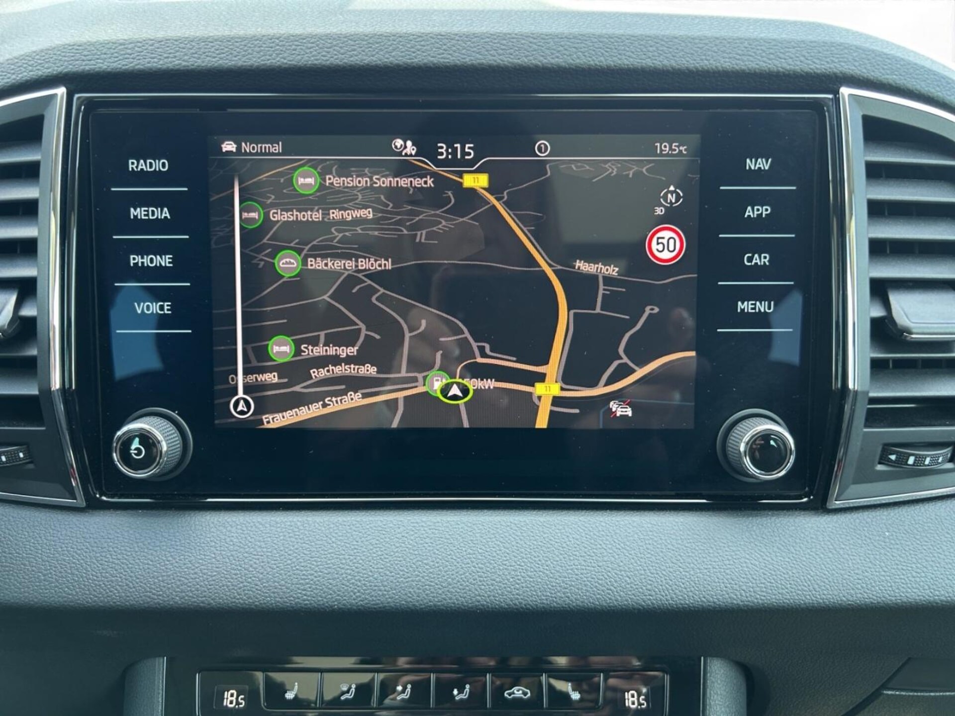 Skoda Karoq Tour