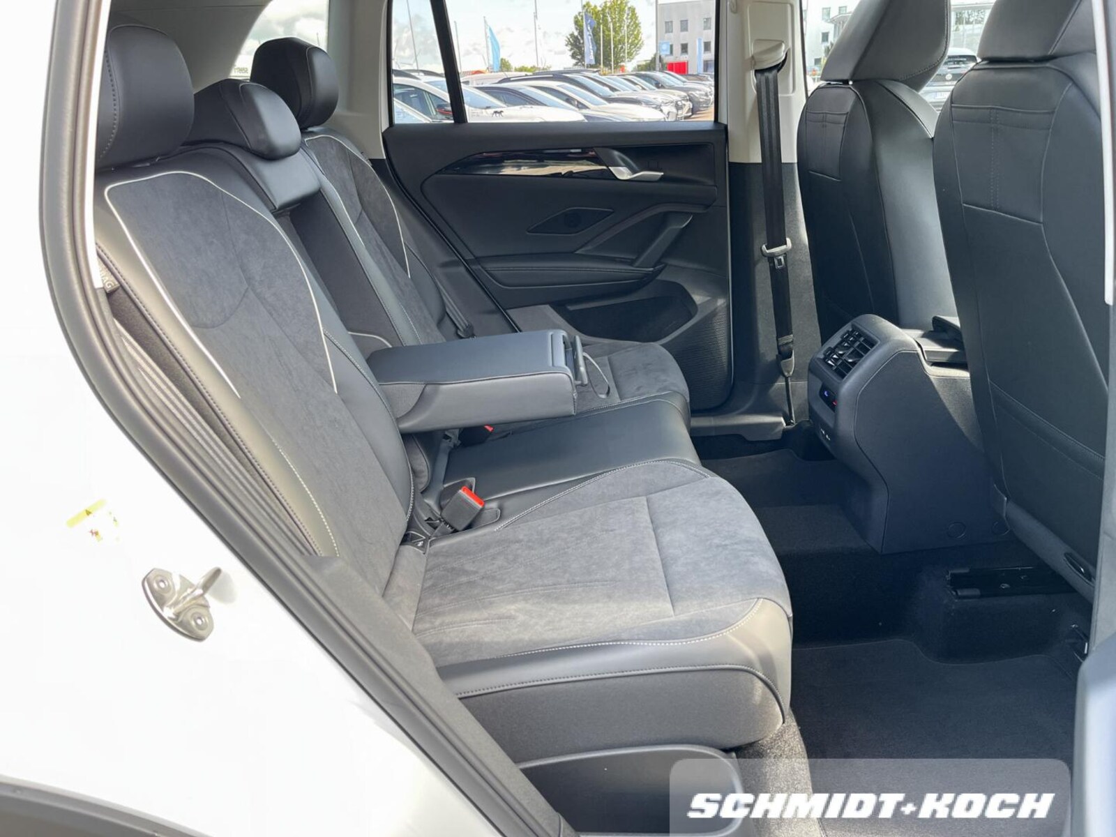 Volkswagen Tiguan – Bild 8