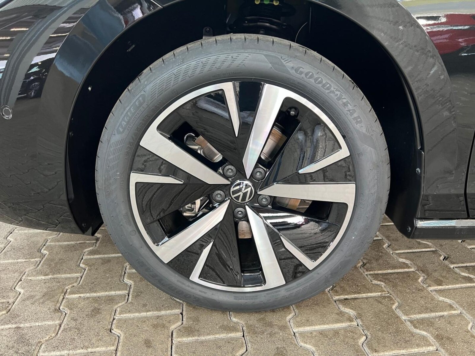 Volkswagen Passat – Bild 5