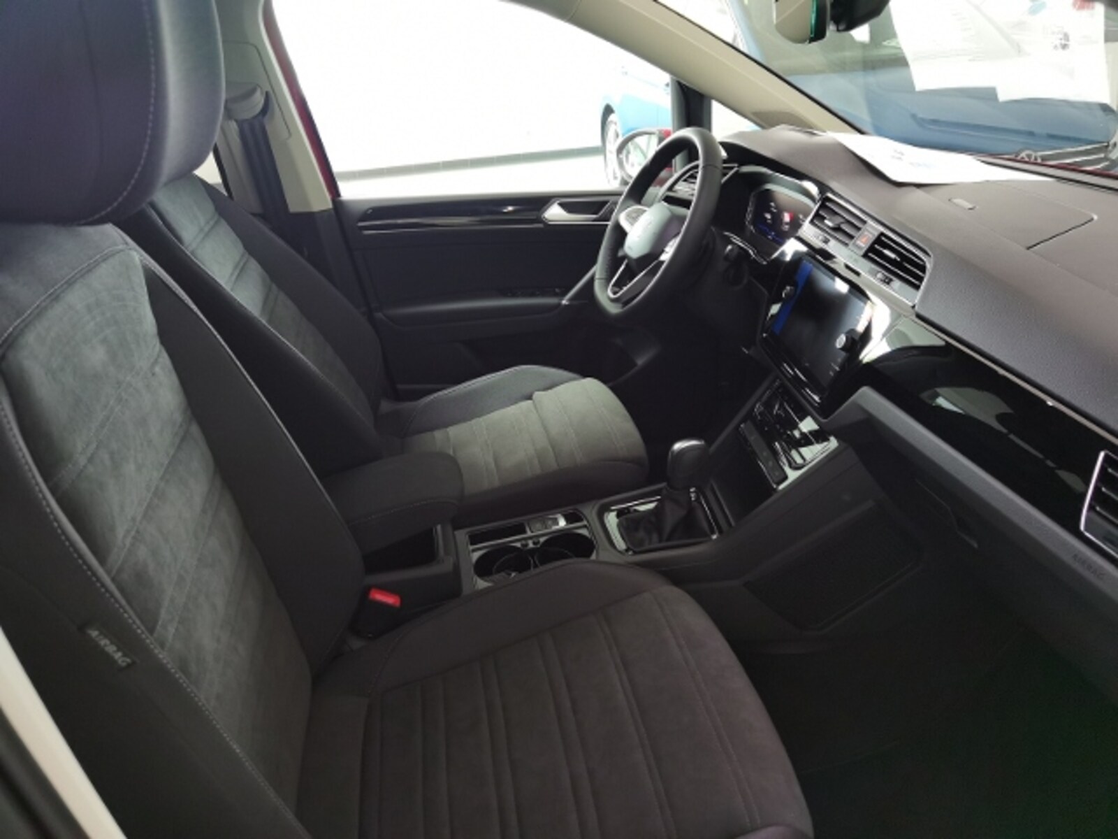Volkswagen Touran – Bild 12