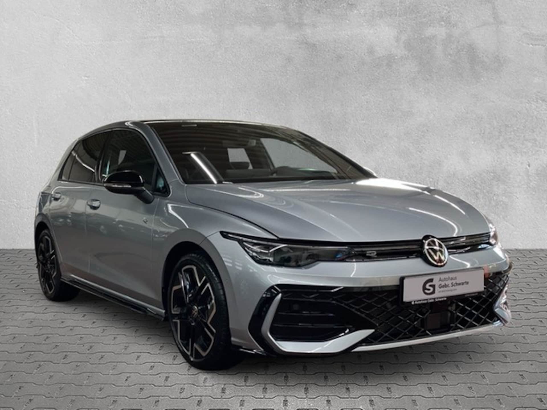 Volkswagen Golf R-Line
