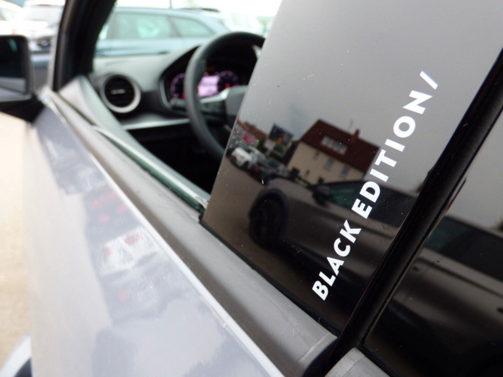 SEAT Arona – Bild 12