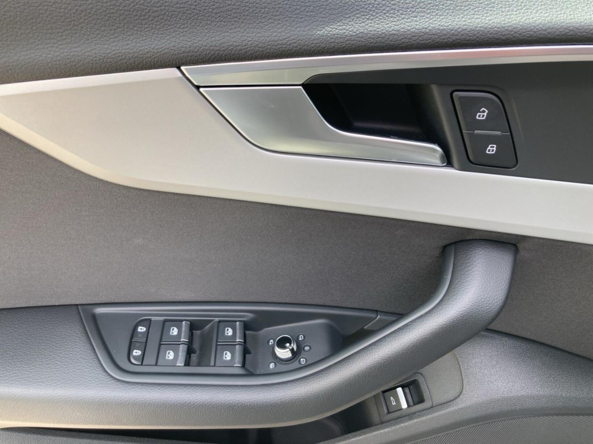 Audi A4 Limousine Advanced