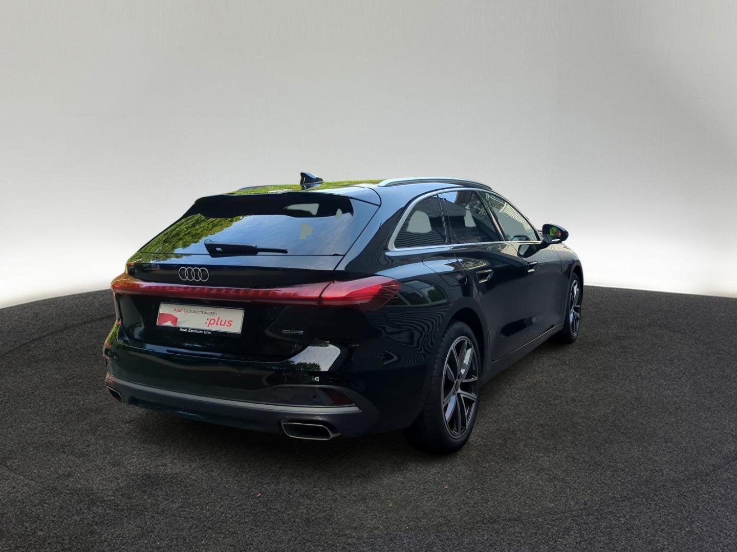 Bild über Audi A5 Avant TFSI quattro S tronic - für weitere Informationen kontaktieren Sie den Audi Partner