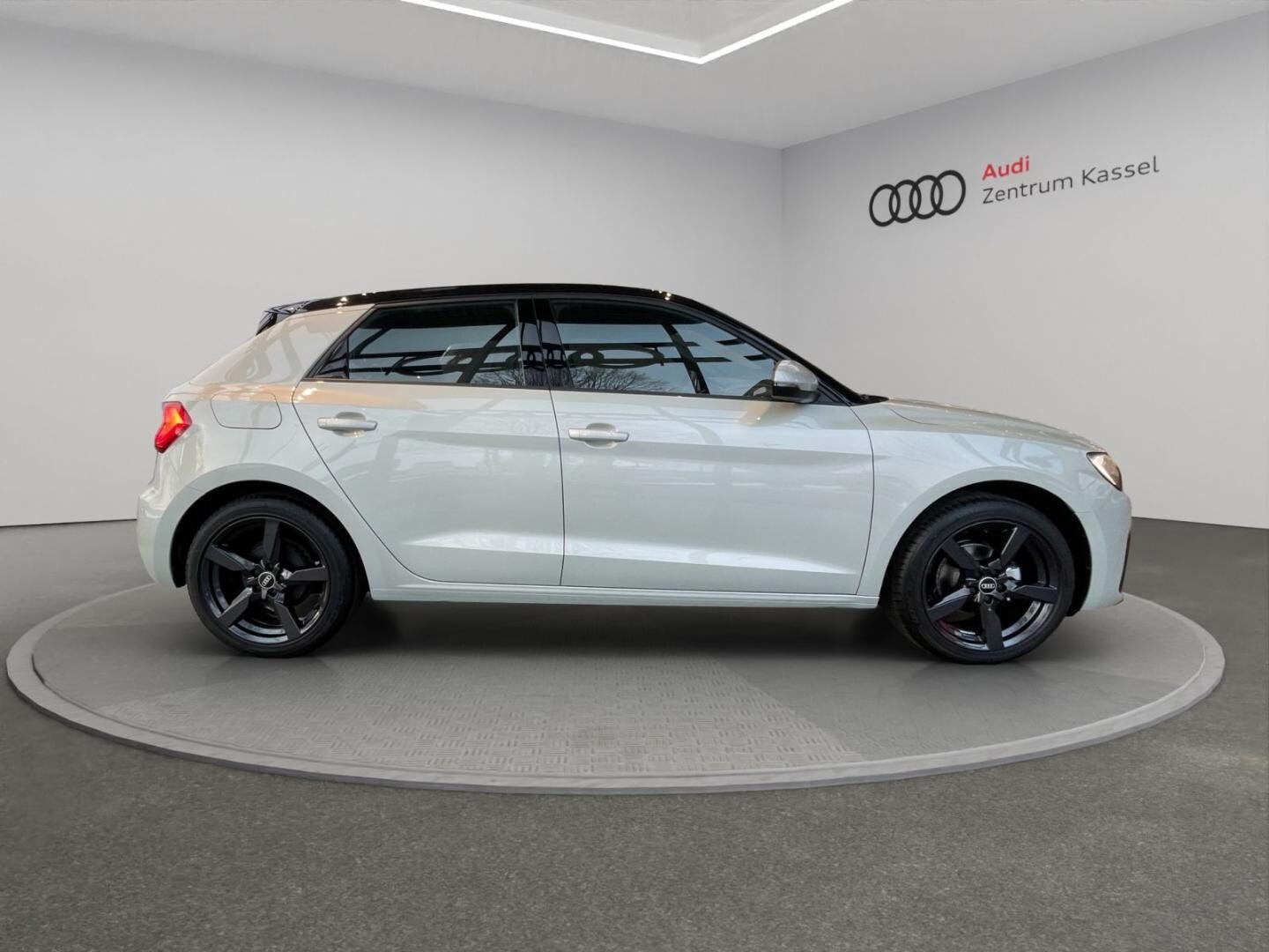 Bild über Audi A1 Sportback 25 TFSI S tronic - für weitere Informationen kontaktieren Sie den Audi Partner