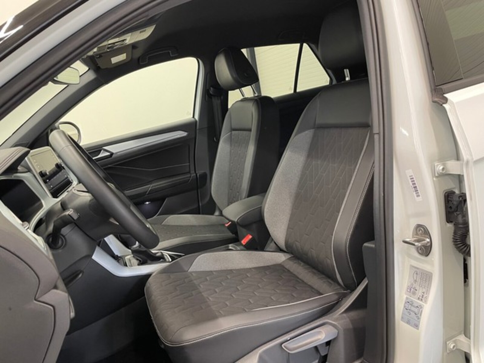 Volkswagen T-Roc – Bild 11