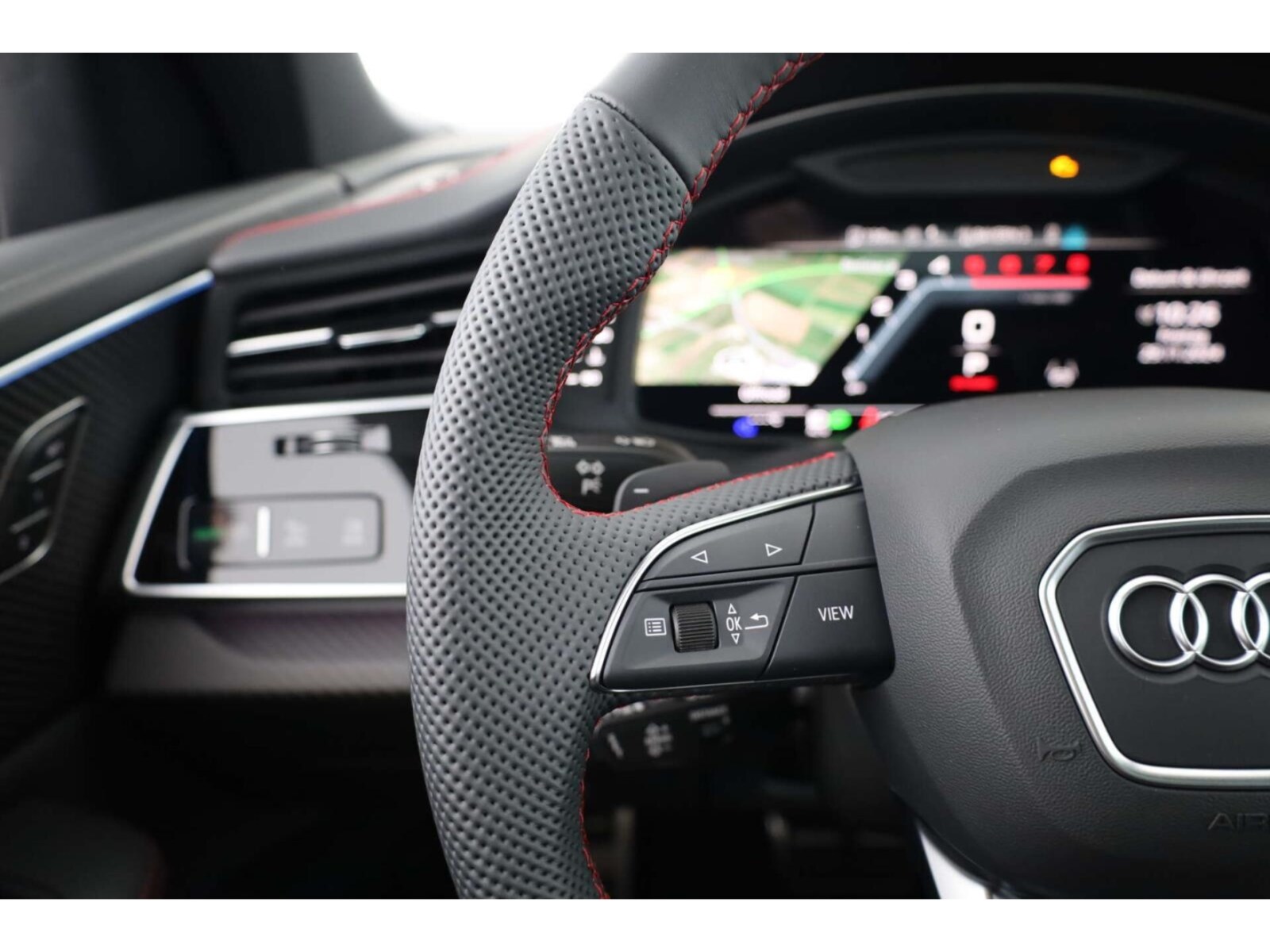 Audi SQ8 – Bild 13