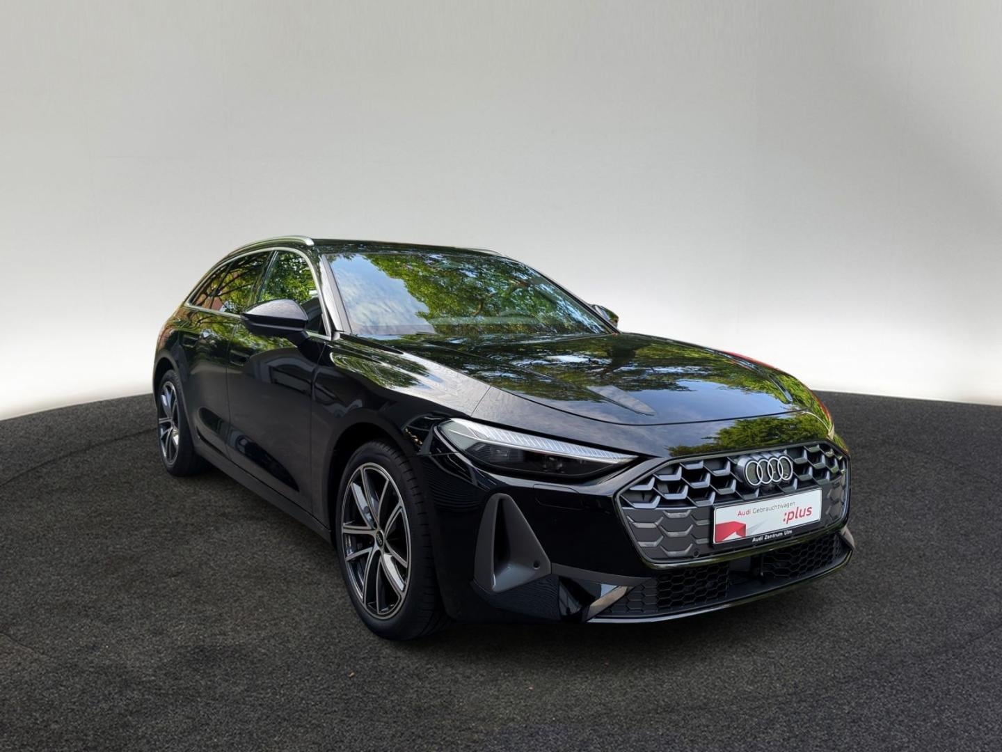 Bild über Audi A5 Avant TFSI quattro S tronic - für weitere Informationen kontaktieren Sie den Audi Partner