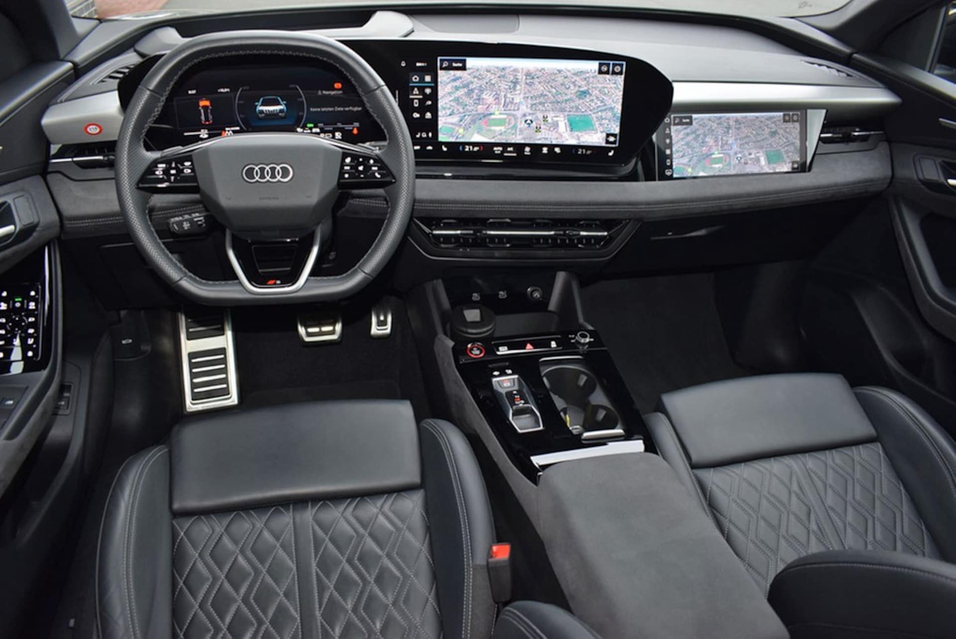 Audi SQ6 SUV e-tron
