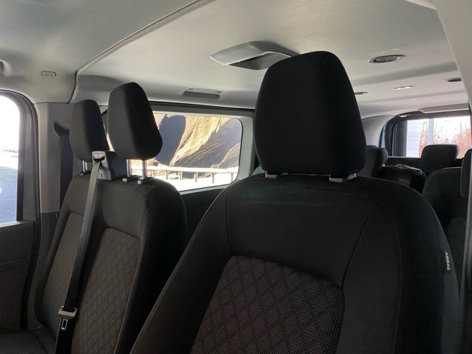 Volkswagen Transporter Kombi kurzer Radstand – Bild 5