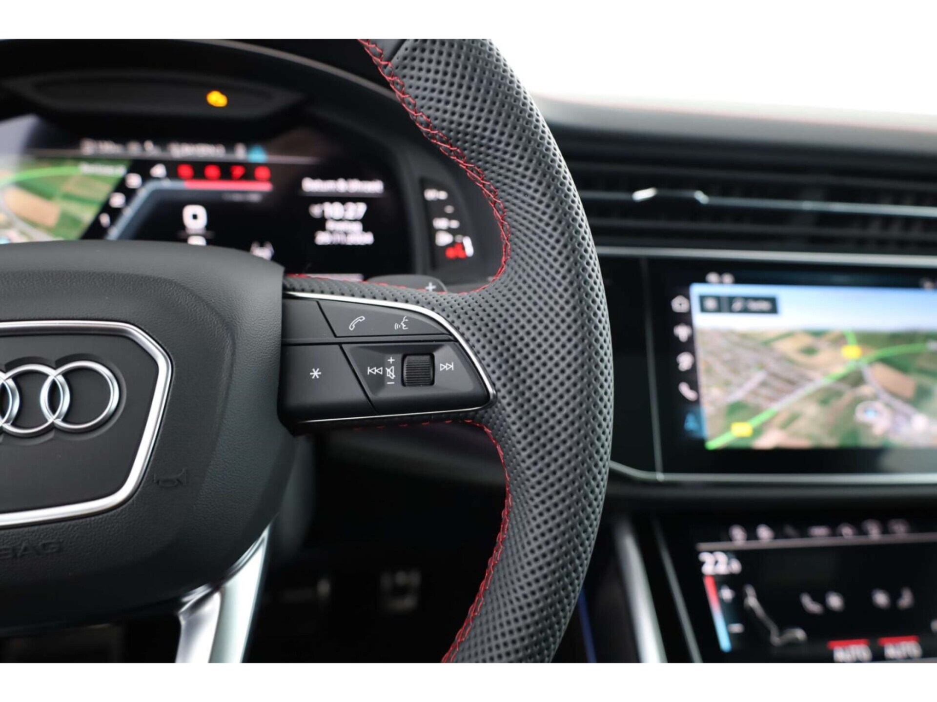 Audi SQ8 SUV