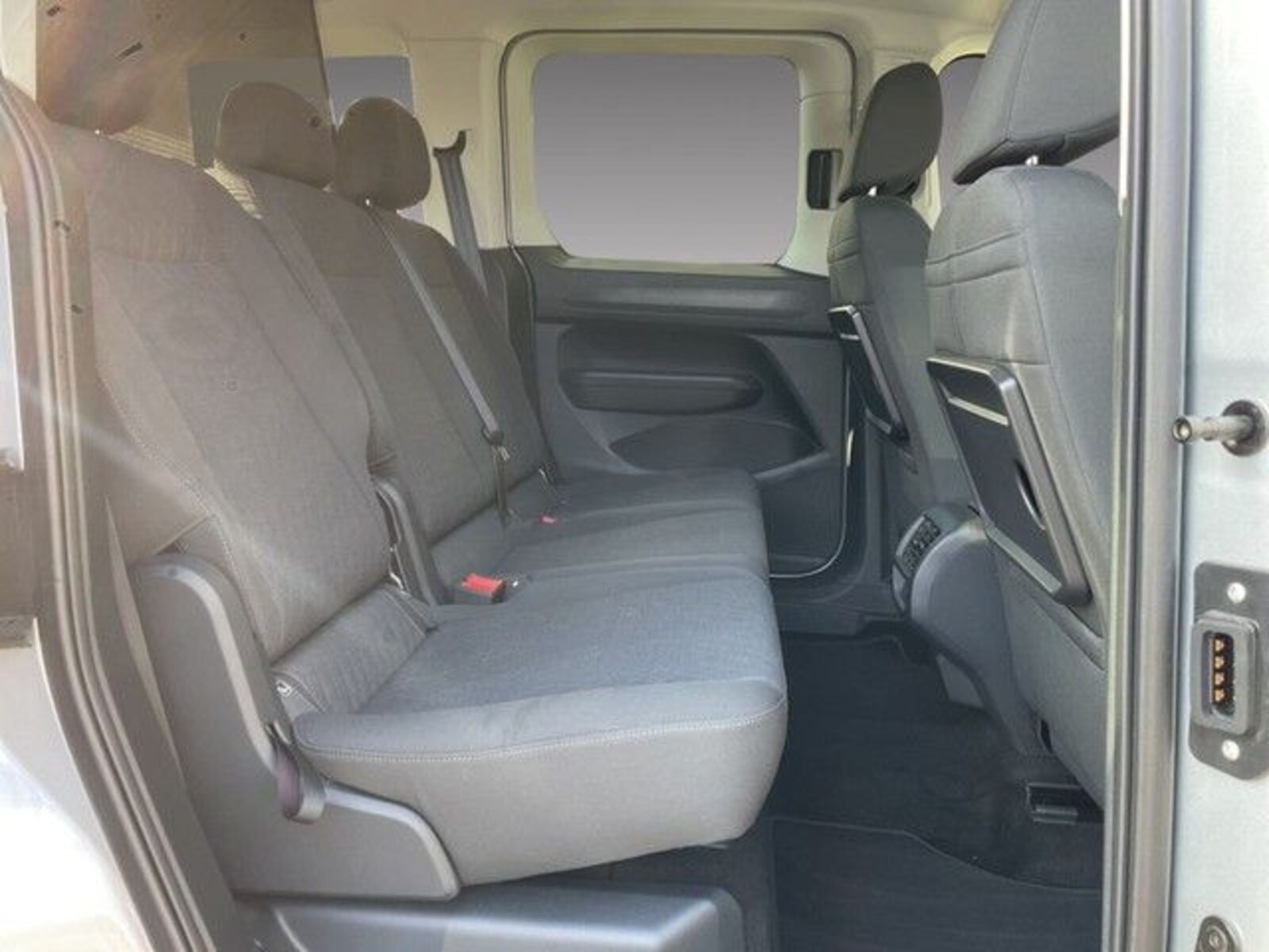Volkswagen Caddy – Bild 14