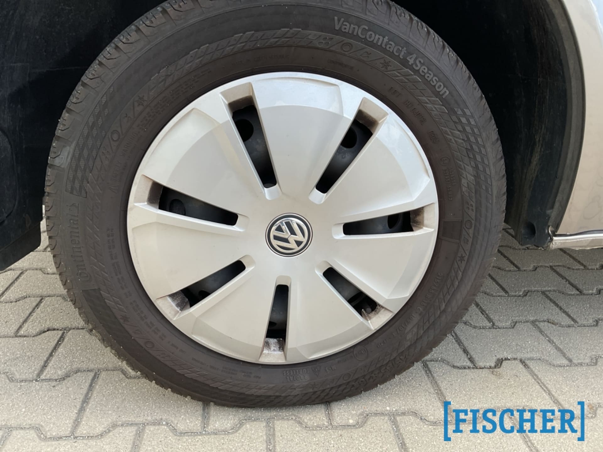 Volkswagen T6.1 Transporter Kombi kurzer Radstand
