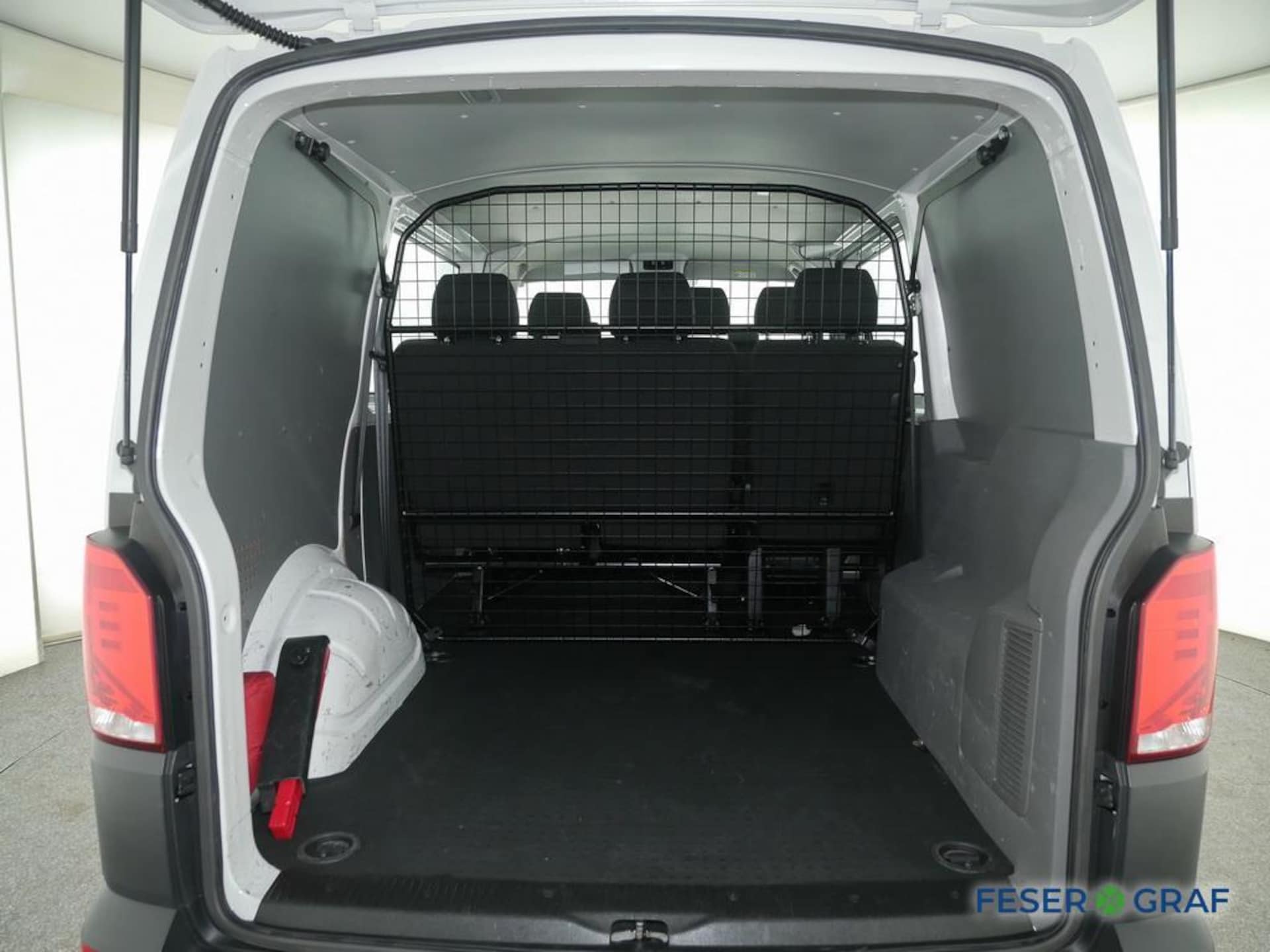 Volkswagen T6.1 Transporter Kombi kurzer Radstand