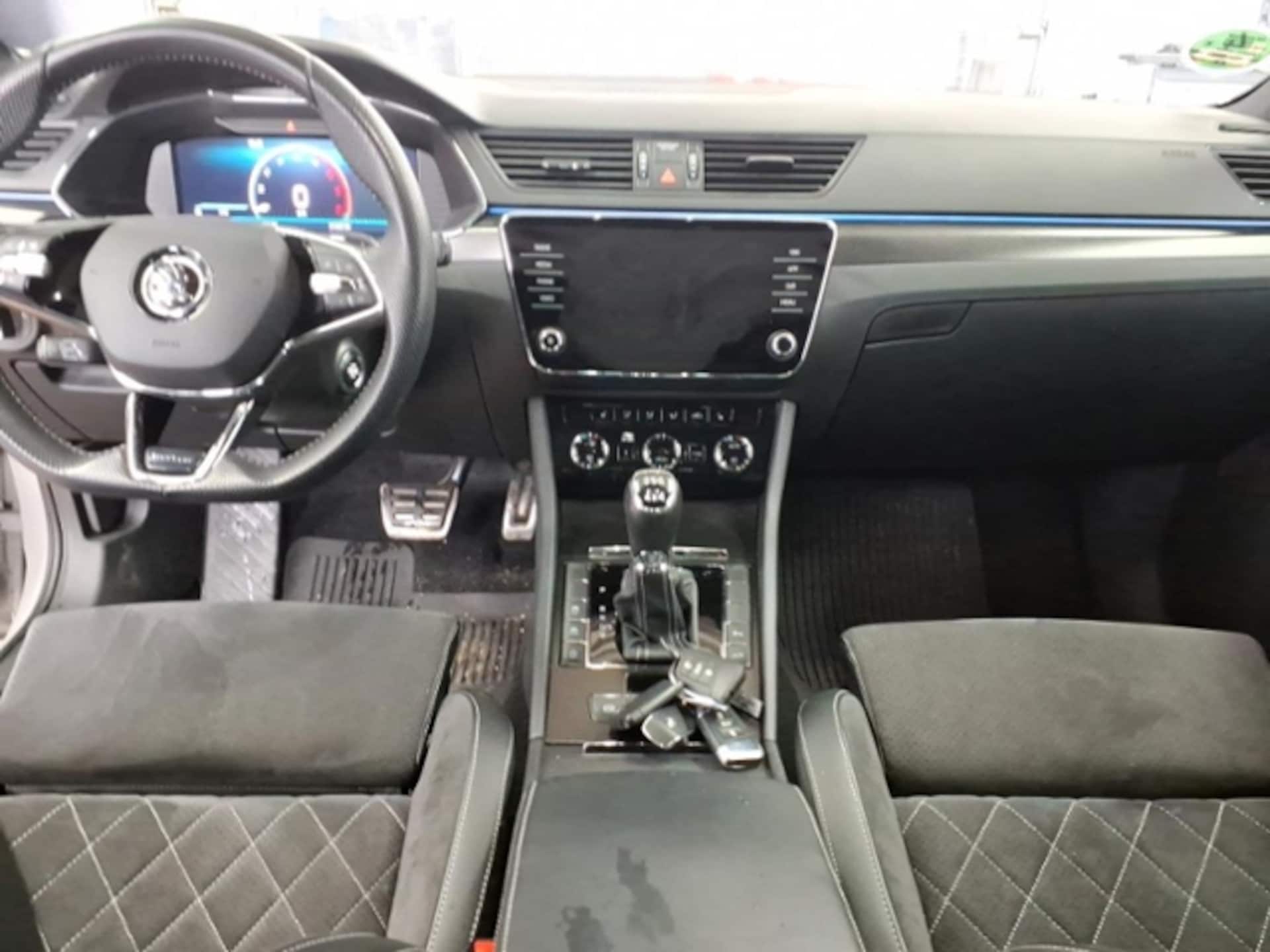 Skoda Superb Combi Sportline