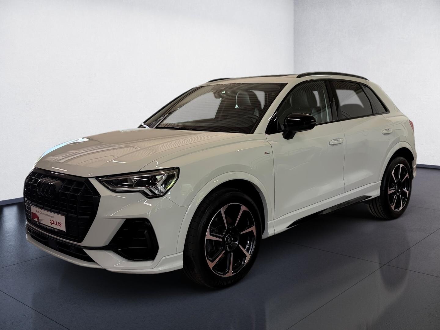 Bild über Audi Q3 S line 35 TFSI S tronic - für weitere Informationen kontaktieren Sie den Audi Partner
