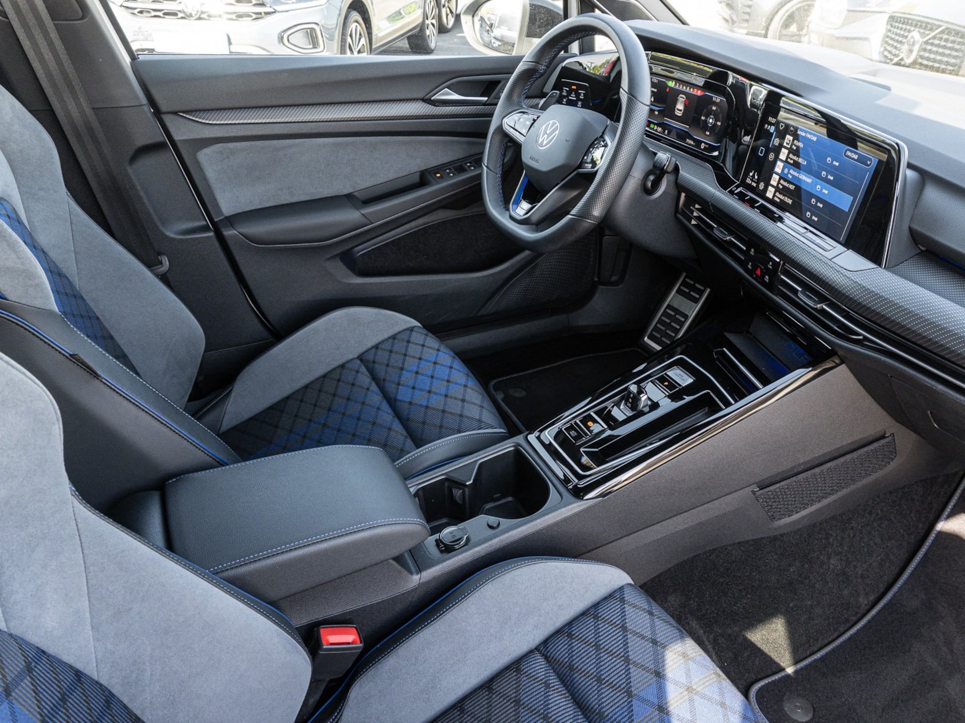 Volkswagen Golf R