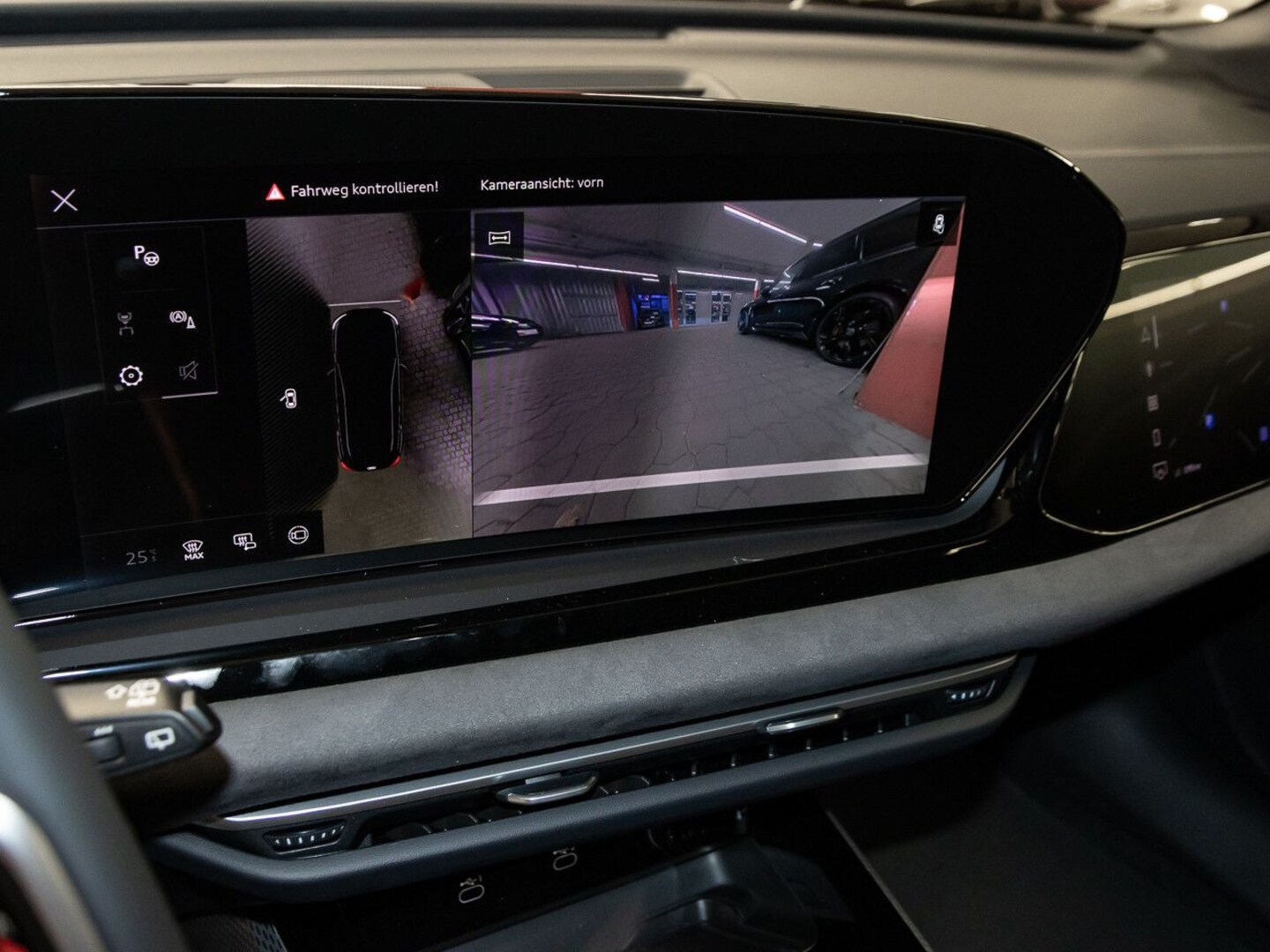 Bild über Audi A5 Avant TFSI 150 kW S tronic - für weitere Informationen kontaktieren Sie den Audi Partner
