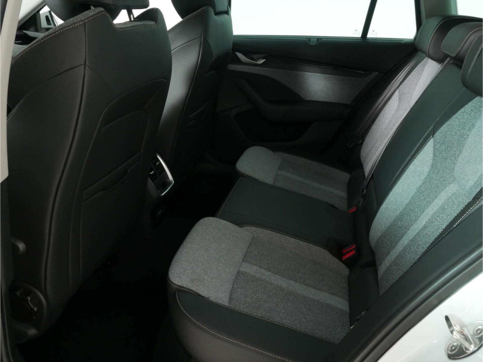 Škoda Octavia Combi – Bild 7