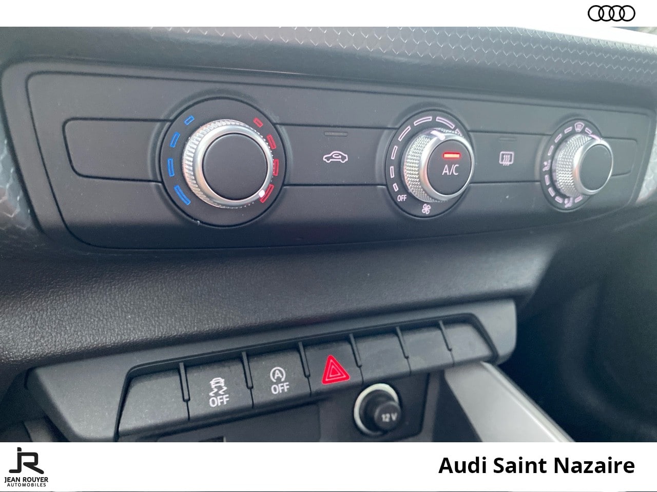 Image about Audi A1 citycarver Design 30 TFSI 85 kW (116 ch) 6 vitesses