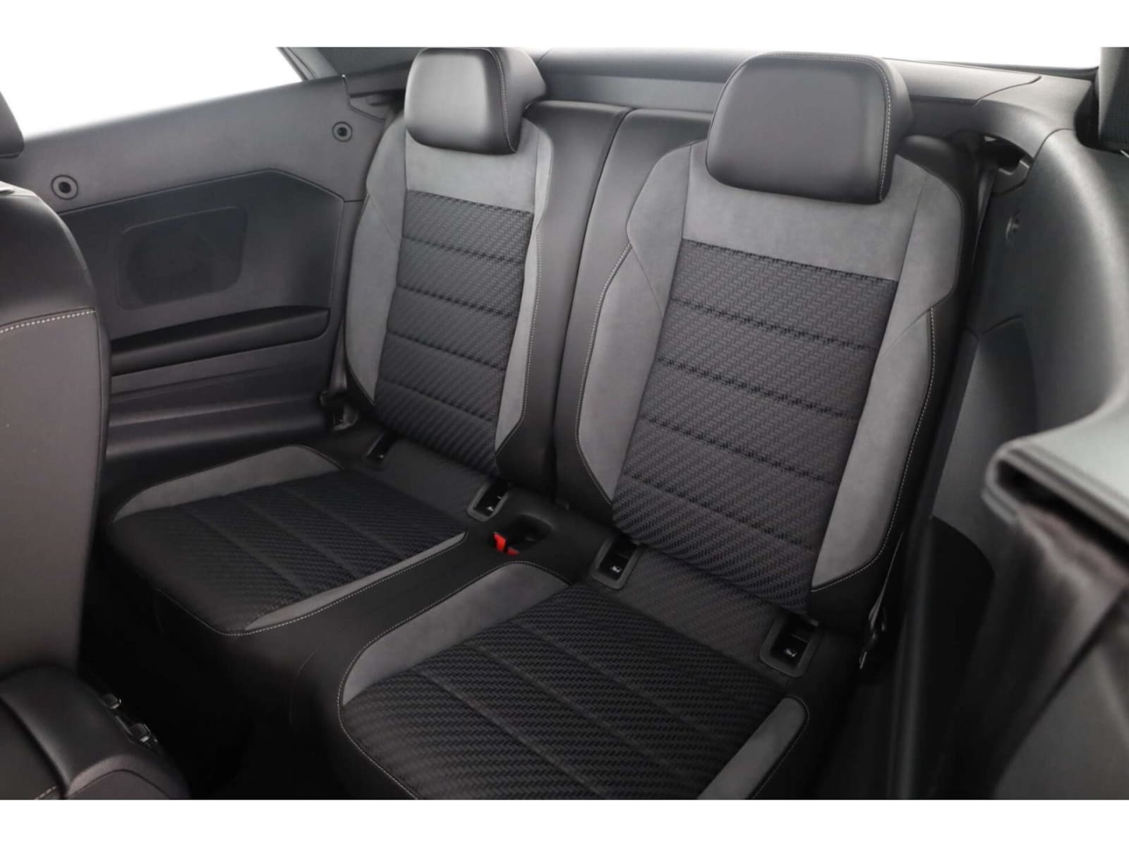 Volkswagen T-Roc Cabriolet – Bild 10