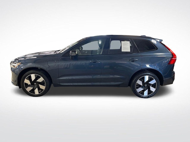 2025 Volvo XC60 Plug-In Hybrid