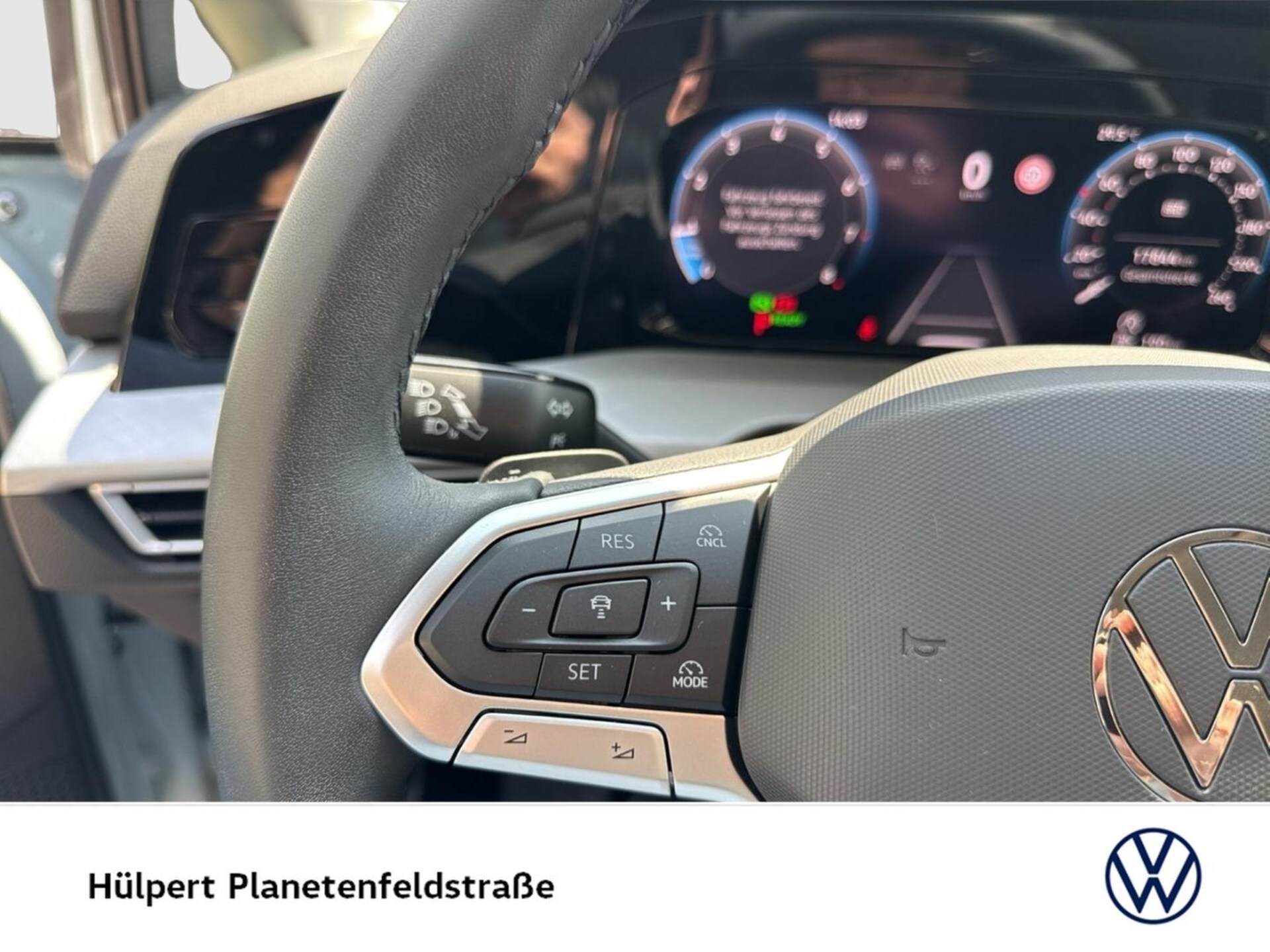 Volkswagen Golf Life
