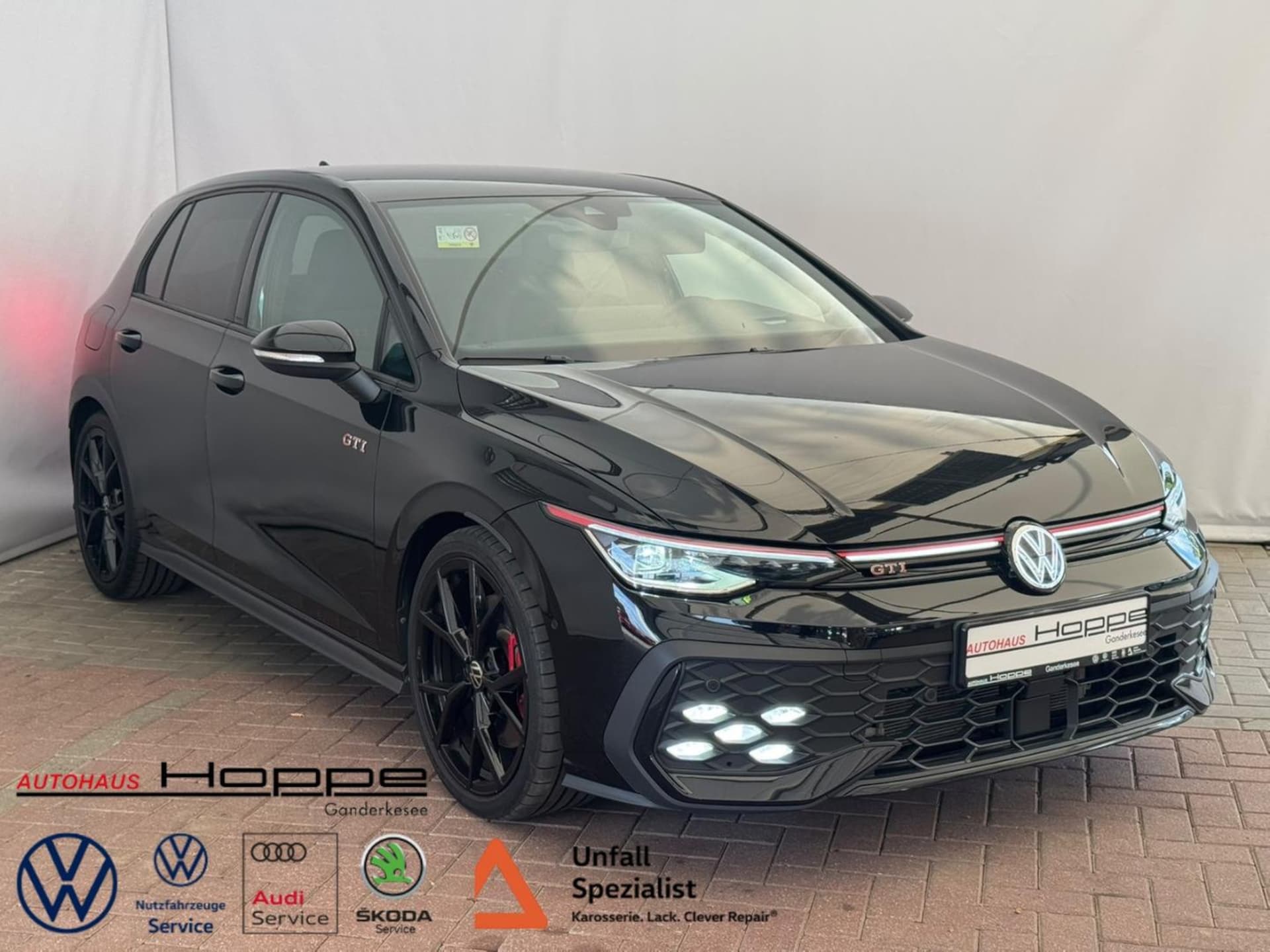 Volkswagen Golf — Volkswagen Golf Golf GTI 2.0TSI DSG+AHK+MATRIX+H&K+HUD+KAMERA+DCC