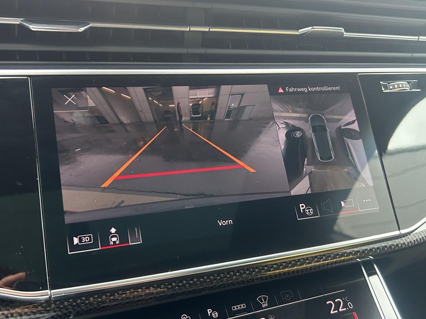 Bild über Audi SQ8 TFSI quattro tiptronic - für weitere Informationen kontaktieren Sie den Audi Partner