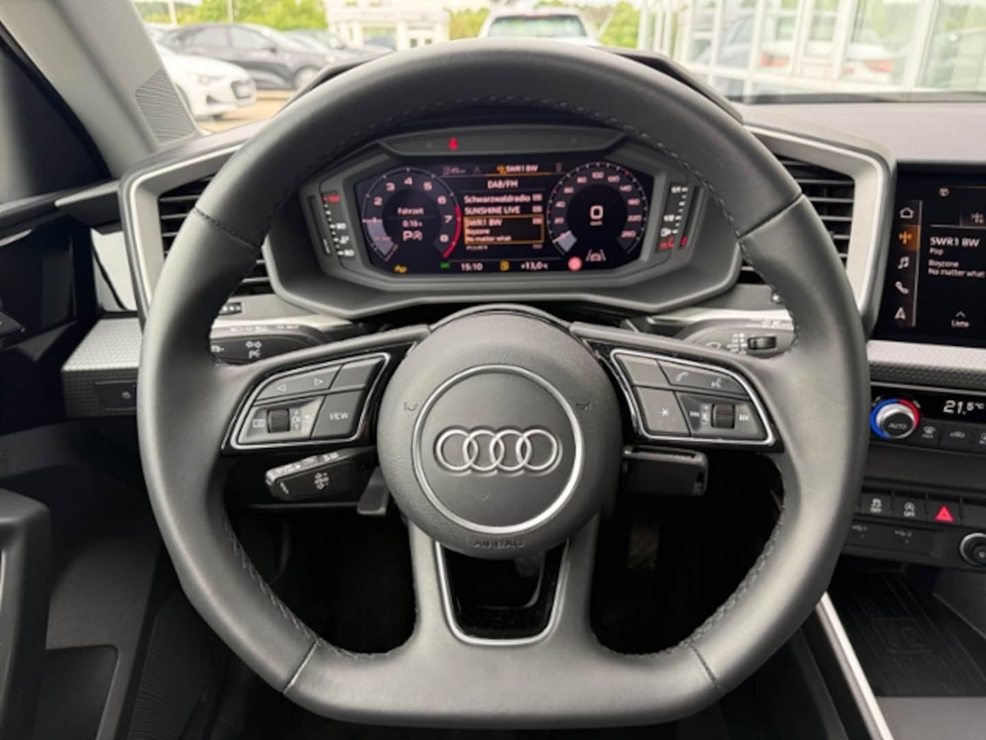 Bild über Audi A1 Sportback advanced 30 TFSI S tronic - für weitere Informationen kontaktieren Sie den Audi Partner