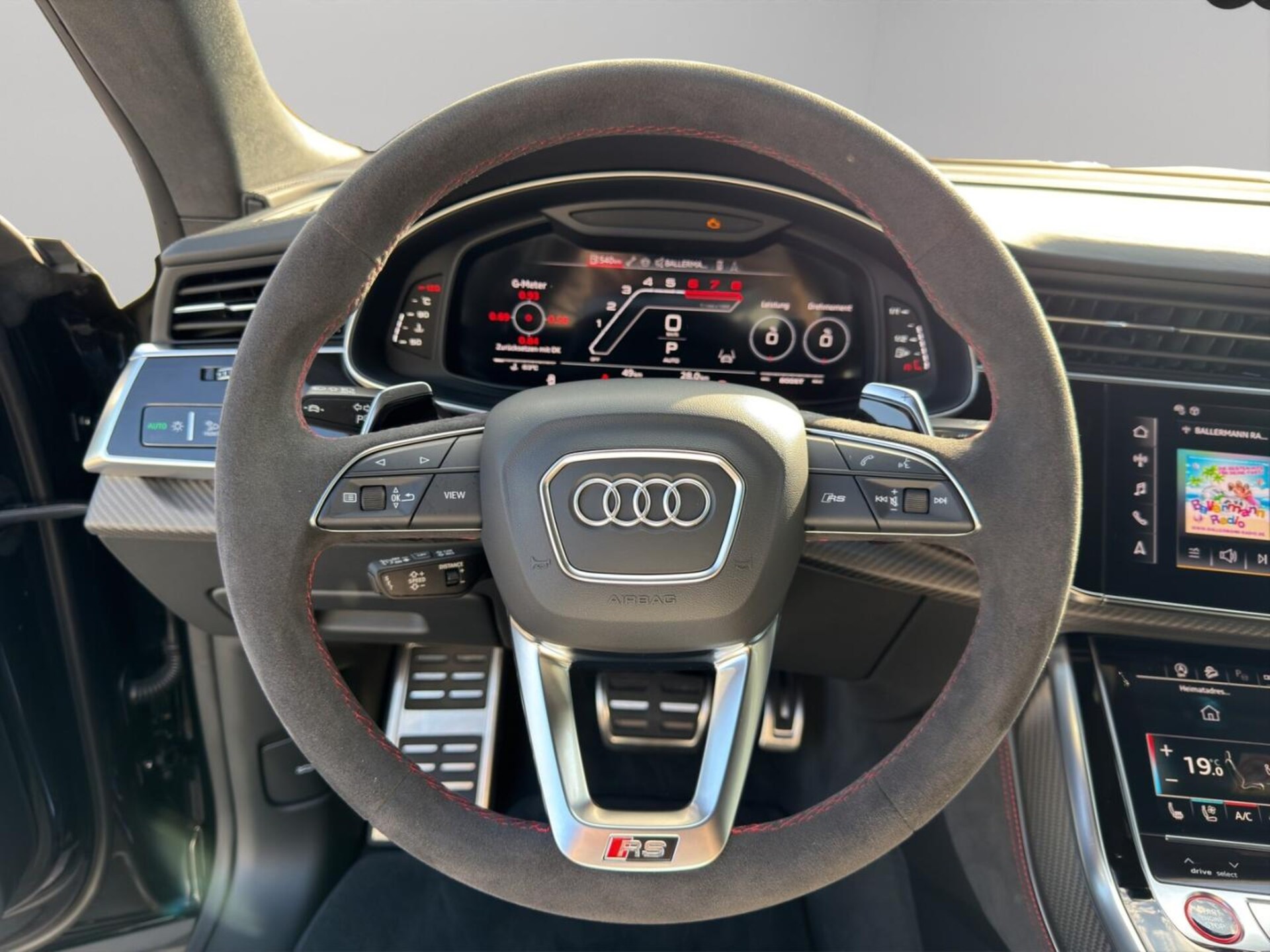 Audi RS Q8 SUV