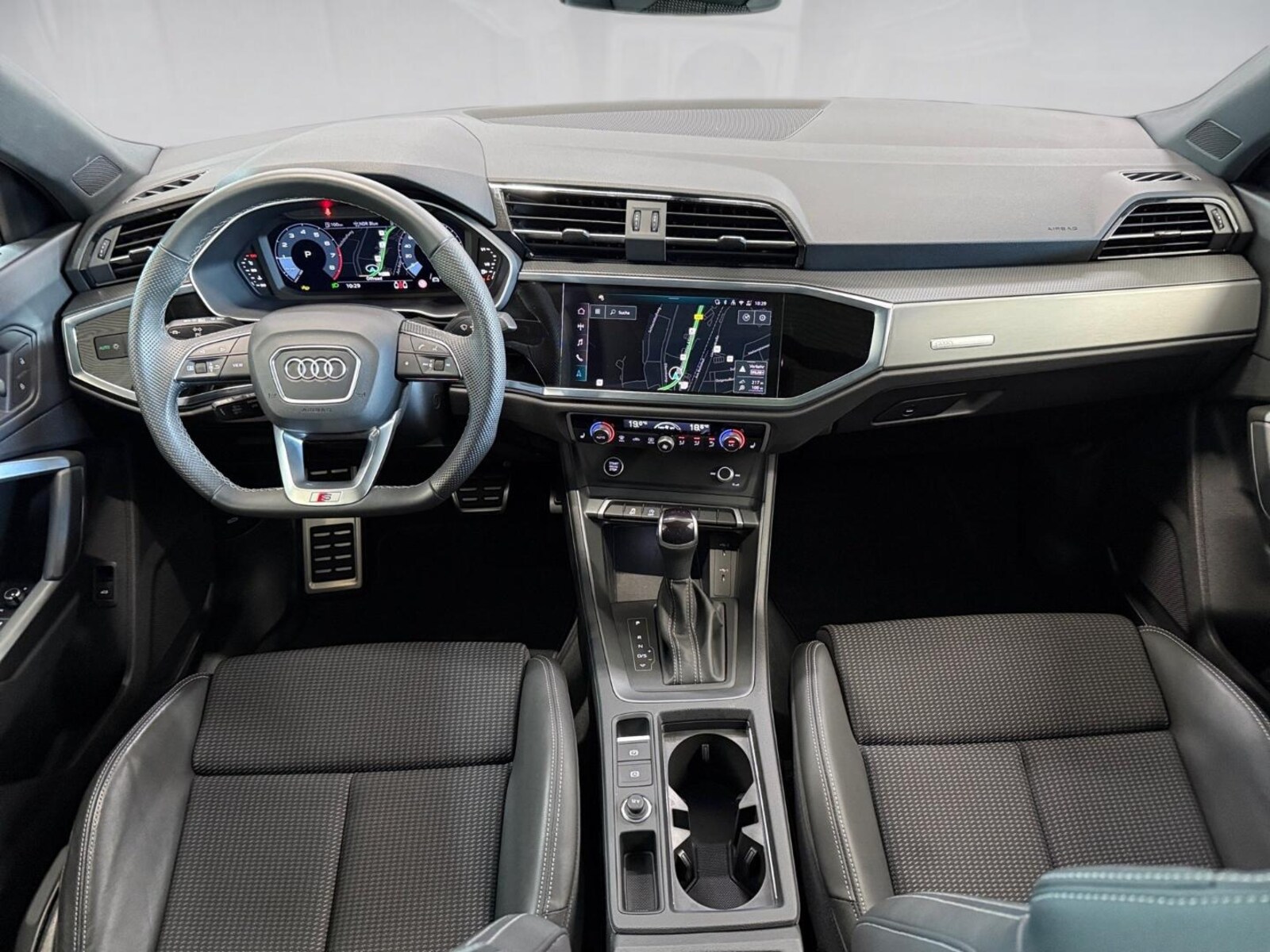 Audi Q3 – Bild 19