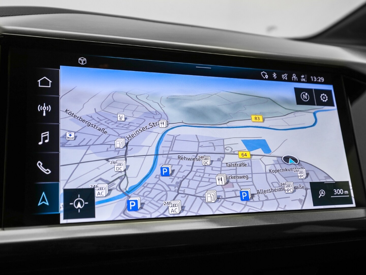 Bild über Audi Q4 e-tron 45 e-tron - für weitere Informationen kontaktieren Sie den Audi Partner