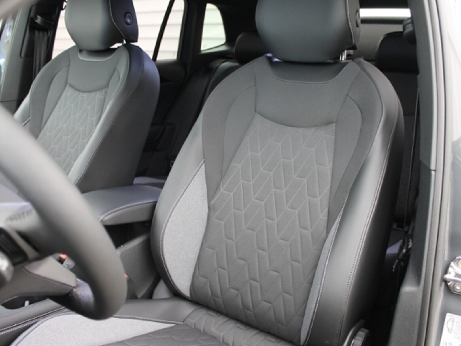 Volkswagen Tiguan – Bild 10