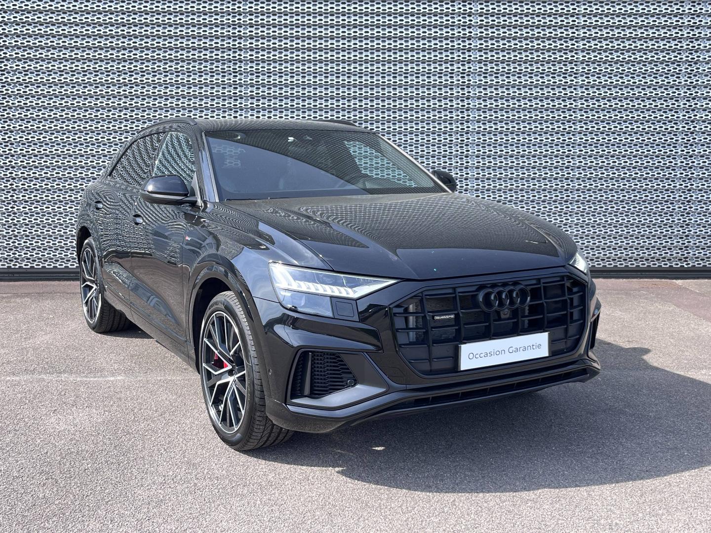Image about Audi Q8 TFSI e Competition 60 TFSI e quattro 340 kW (462 ch) tiptronic