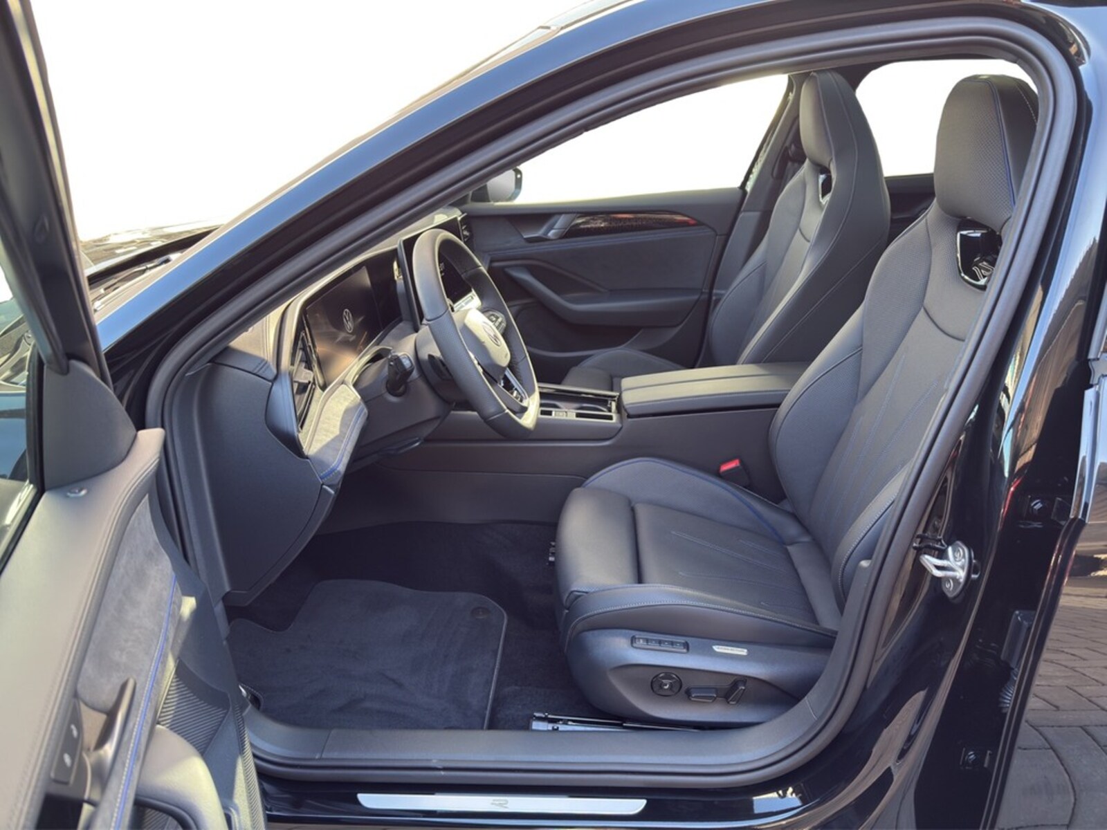 Volkswagen Passat – Bild 9