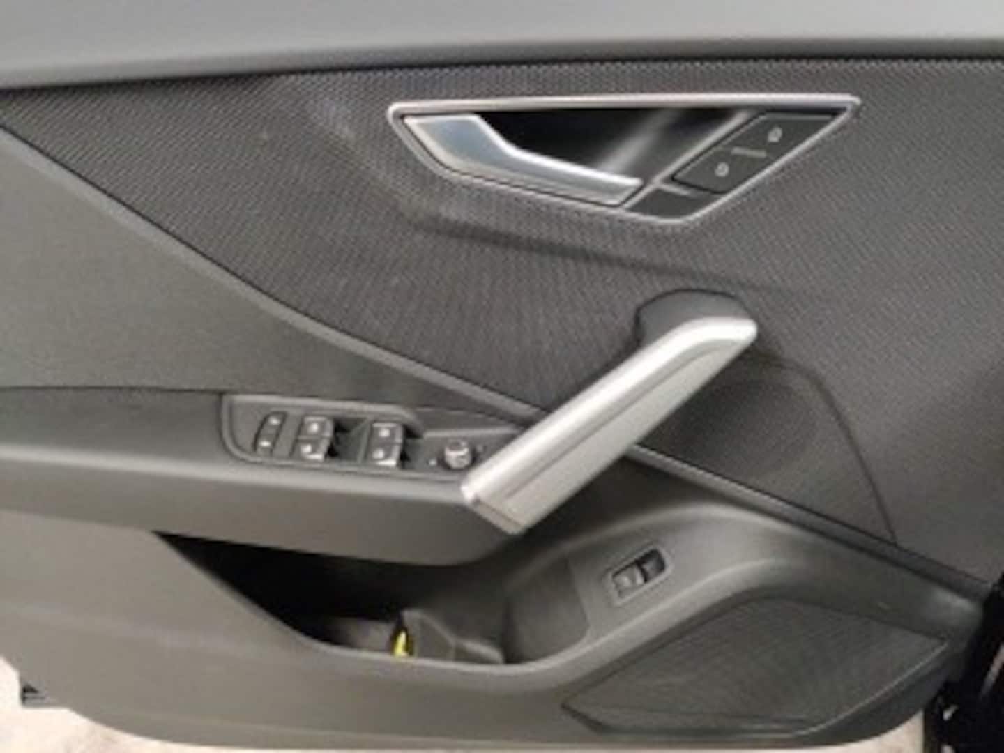 Bild über Audi Q2 35 TFSI S tronic - für weitere Informationen kontaktieren Sie den Audi Partner