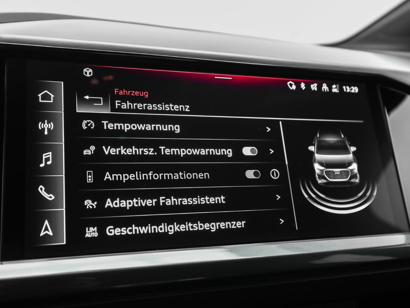 Bild über Audi Q4 e-tron 45 e-tron - für weitere Informationen kontaktieren Sie den Audi Partner