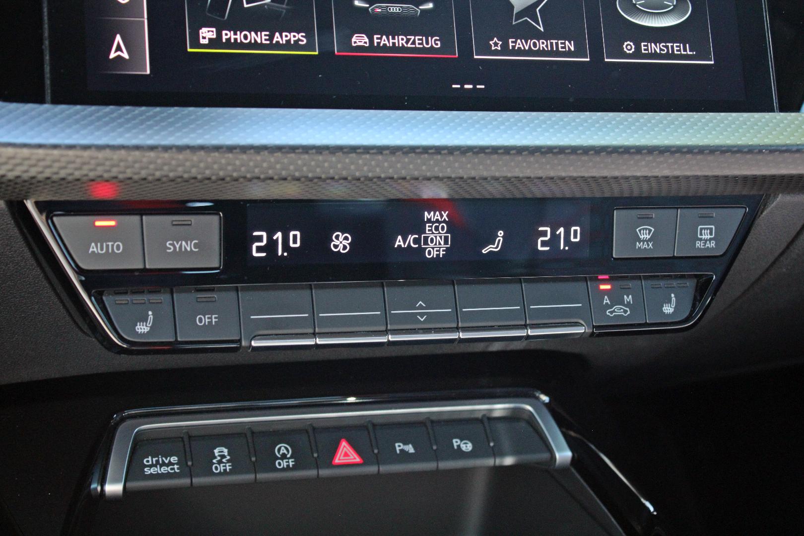 Image about Audi RS 3 Limousine TFSI quattro S tronic