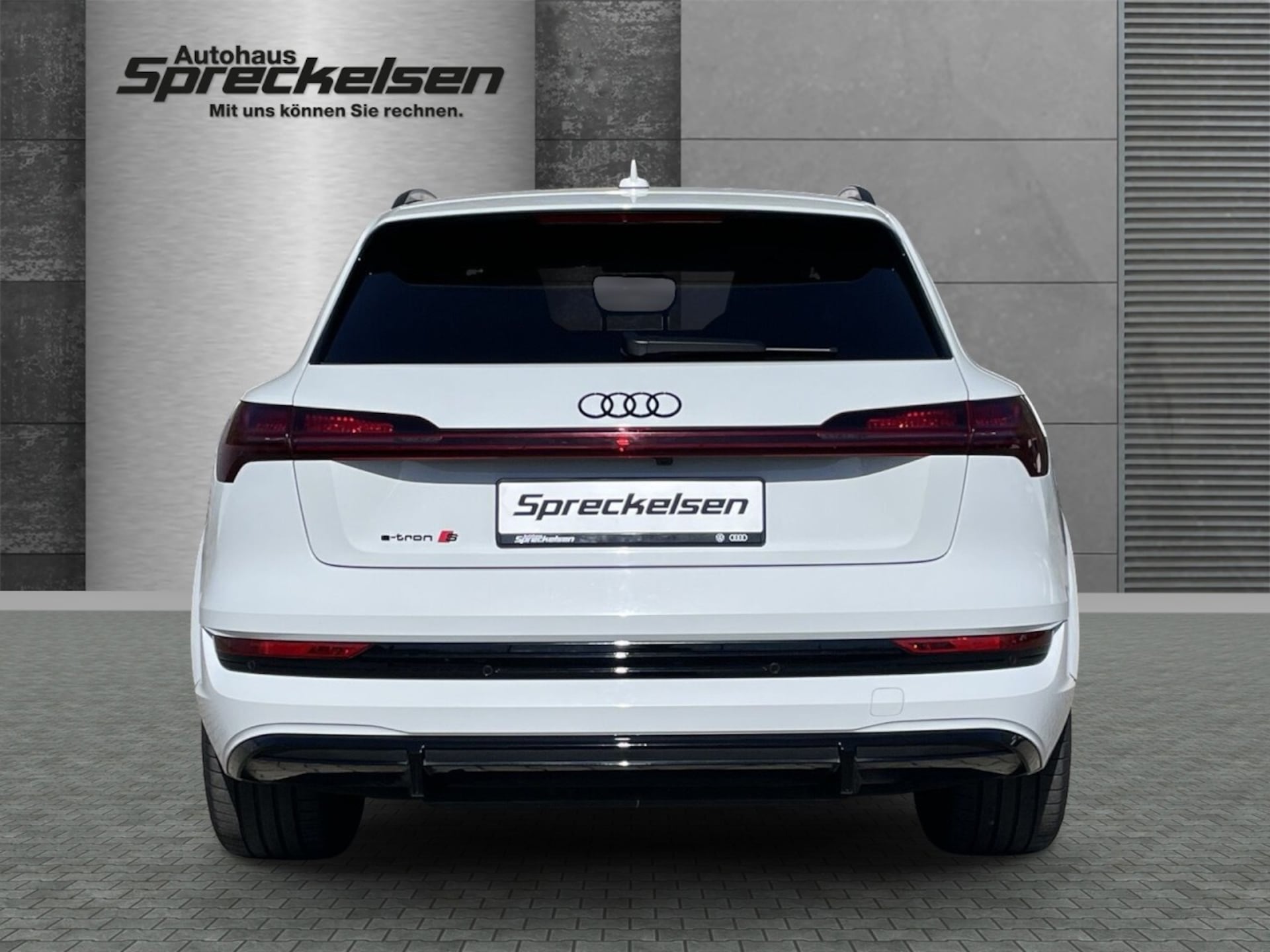 Audi e-tron S