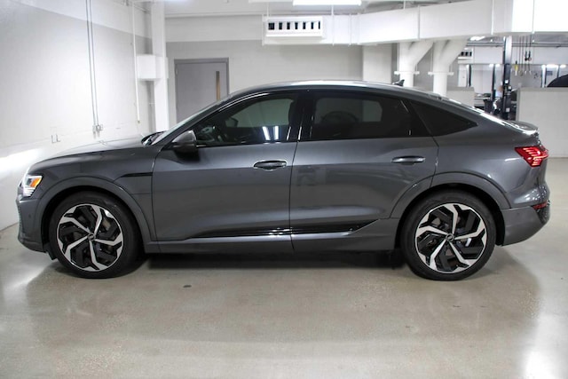 2024 Audi Q8 Sportback e-tron